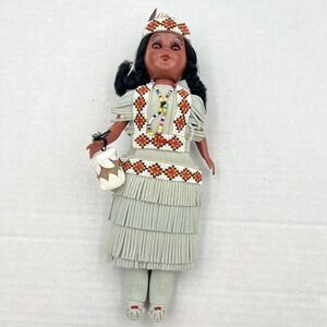 Vtg Carlson Native‎ American Indian Crow Princess w/ baby 11" Girl Doll Beads